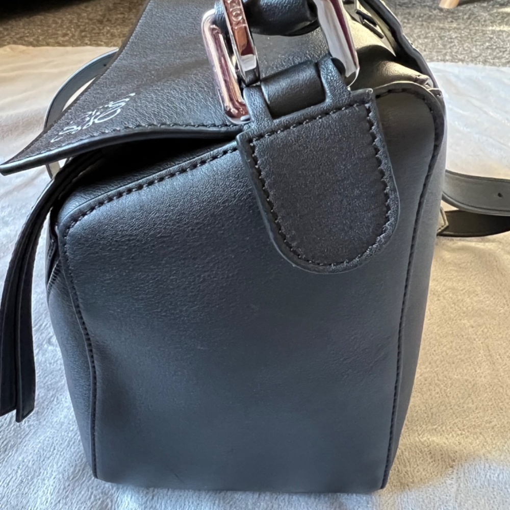 Loewe Black Puzzle Leather Crossbody Bag - Picture 4 of 14